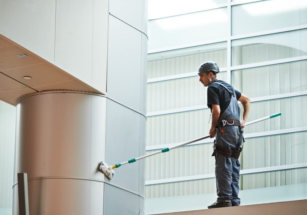 imgi_122_Cleaning-building-scaled